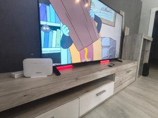 Estantería salón madera y cristal