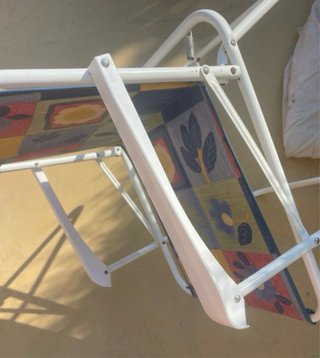 Silla plegable con estampado floral
