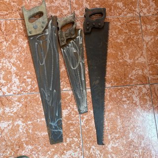 Lote 3 Sierras de Mano Antiguas herramientas