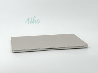 MacBook Air 13" M2 (2022) 8 CPU/8 GPU núcleos - SSD 256Gb - RAM 8GB - Dorado