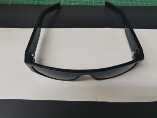 Gafas de sol unisex negras y doradas
