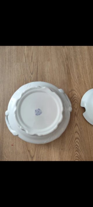 Sopera porcelana Alhambra sin estrenar