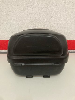 Baúl Moto Givi 30L Negro