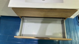 Mueble de baño madera y porcelana