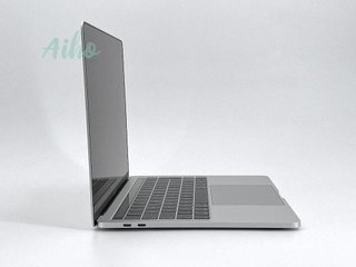 MacBook Pro 13" (2020) Intel Core i7 2.3GHz 4 núcleos - SSD 1TB - RAM 16GB - Plata