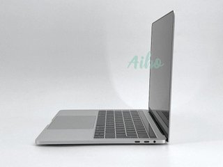 MacBook Pro 13" (2020) Intel Core i7 2.3GHz 4 núcleos - SSD 1TB - RAM 16GB - Plata