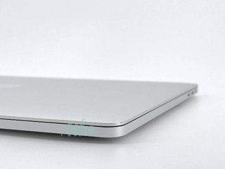 MacBook Pro 13" (2020) Intel Core i7 2.3GHz 4 núcleos - SSD 1TB - RAM 16GB - Plata