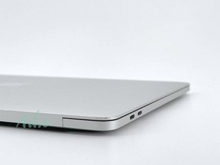 MacBook Pro 13" (2020) Intel Core i7 2.3GHz 4 núcleos - SSD 1TB - RAM 16GB - Plata