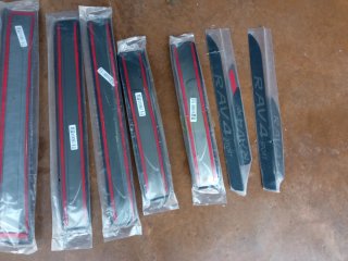 Protectores umbral Toyota RAV4 Híbrido