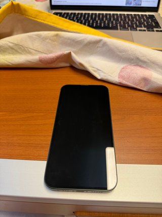 iPhone 13 128GB Verde con defecto
