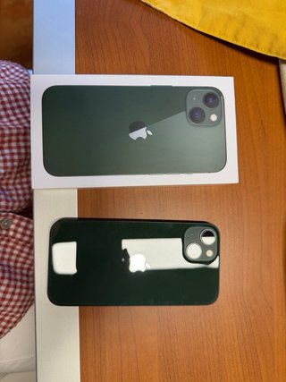 iPhone 13 128GB Verde con defecto