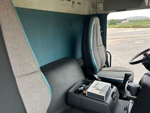 Volvo FM 340 camión furgón