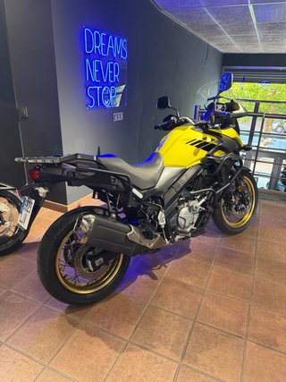 Suzuki V-Strom 650 XT Adventure