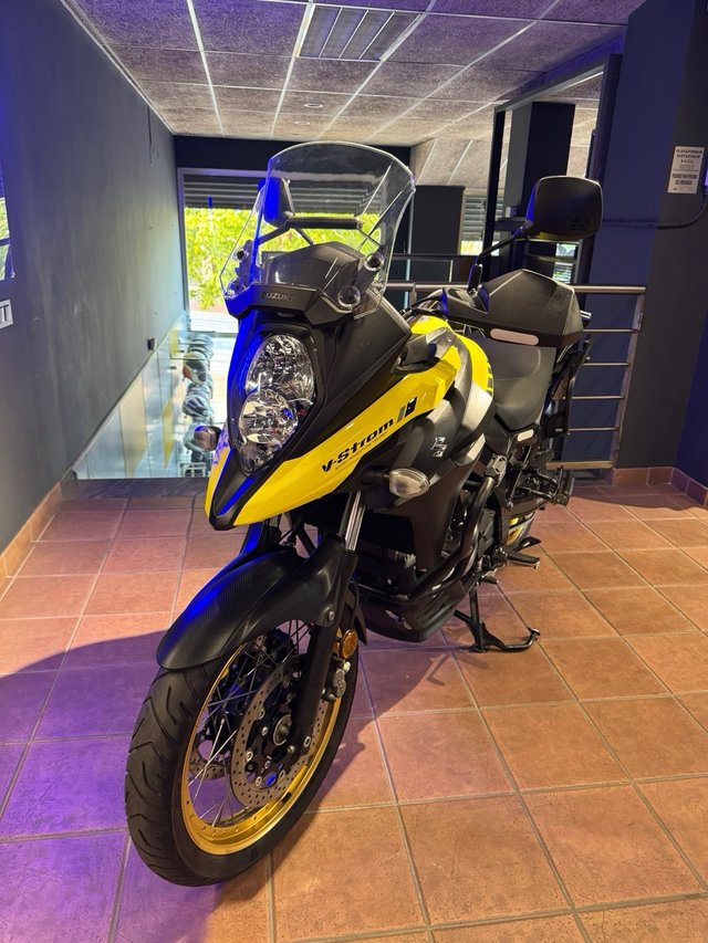 Suzuki V-Strom 650 XT Adventure