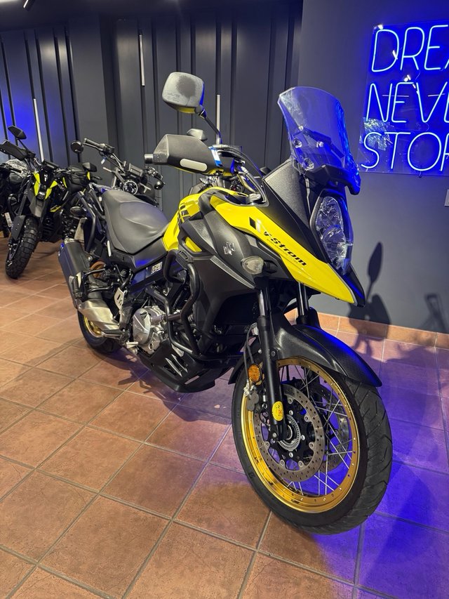 Suzuki V-Strom 650 XT Adventure