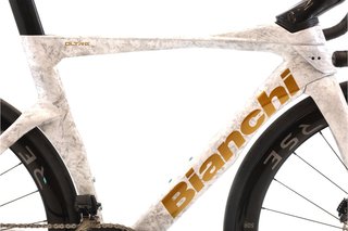 Bicicleta Bianchi Oltre PRO Di2 12V t.54 Reacondicionada