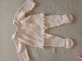 Conjunto bebé rosa punto