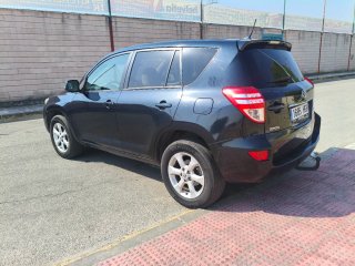 Toyota RAV4 2011