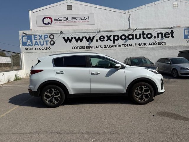 Kia Sportage 1.6 MHEV Business DCT 100kW (136CV) 4X2
