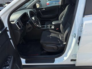 Kia Sportage 1.6 MHEV Business DCT 100kW (136CV) 4X2