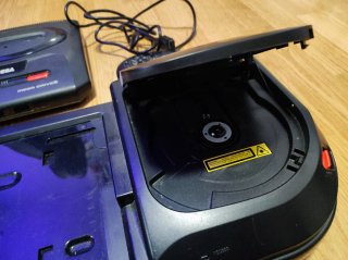 Sega Mega CD + Mega Drive 2 + Mando