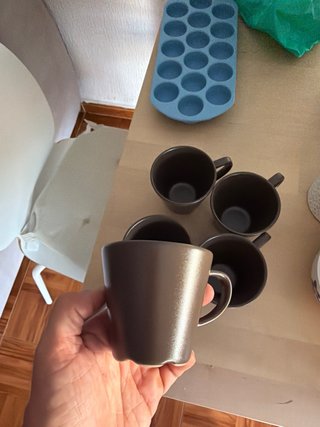 Juego 5 Tazas Ikea Marrón + Plato