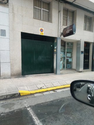 LUGO VENTA PLAZA GARAJE Y BODEGA