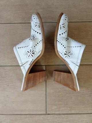 Sabot donna bianchi con fiori