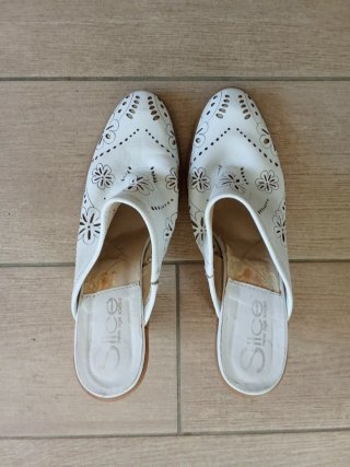 Sabot donna bianchi con fiori