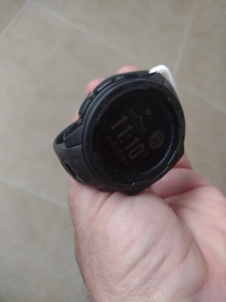 Garmin instic 2 bueno de batería y en general