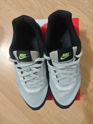 NIKE AIR MAX TALLA 44