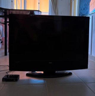 TV OKI 32 Negra, Incluye TDT externo