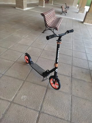 Patinete infantil grande, plegable con suspensión