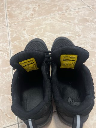 Zapatillas de seguridad negras