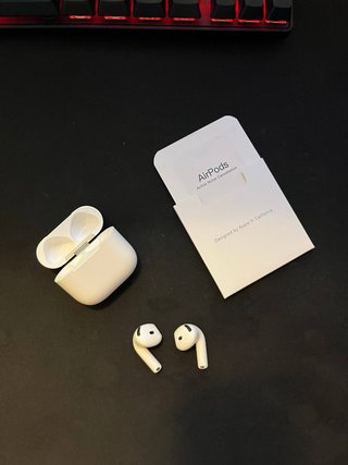 AirPods 4 ANC