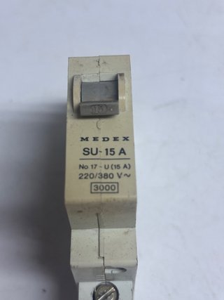 Interruptor Magnetotérmico Medex SU-15 A