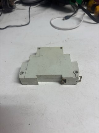 Interruptor Magnetotérmico Medex SU-15 A