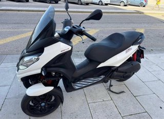 Piaggio MP3 300 Blanco