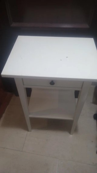 Mesita auxiliar Ikea blanca