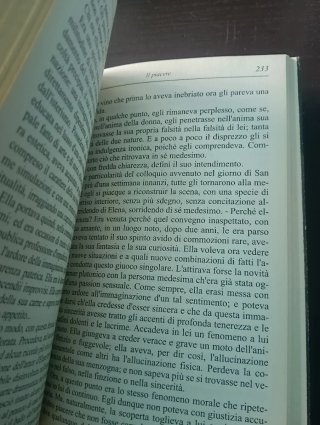 Il piacere libro D'Annunzio+ segnalibro ufficiale