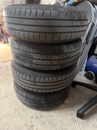 Llantas Golf 4