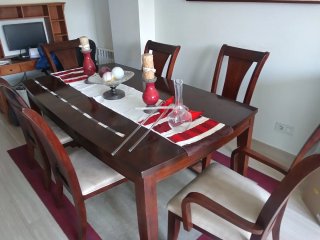 Mesa comedor 6-8 personas madera