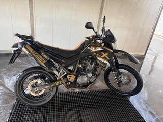 Yamaha XT660R supermotard  2013 excelente estado