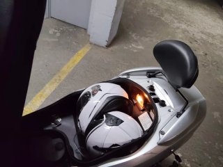 Suzuki Burgman 125 Maxi Scooter Plata