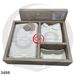 Tutina, cappello e copertina in lana Neonato