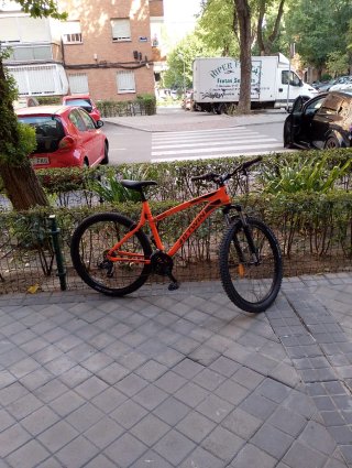 Bicicleta Montaña Naranja BTWIN