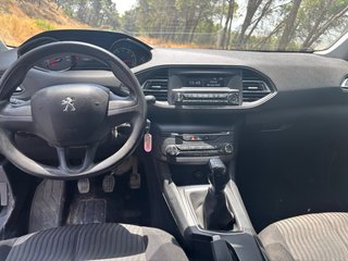 Peugeot 308 2015