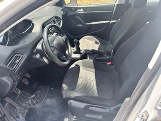 Peugeot 308 2015