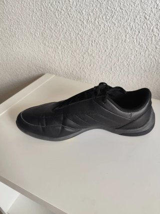 Zapatillas Puma Ferrari Negras y Amarillas