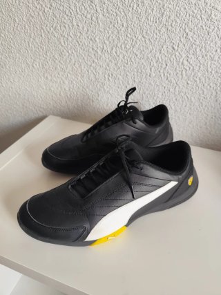 Zapatillas Puma Ferrari Negras y Amarillas